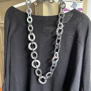 Plastic necklace nwot